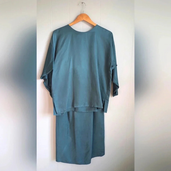 Eileen Fisher Silk Set Teal Blue Blouse and Skirt Small Luxe Minimalist - Picture 8 of 8
